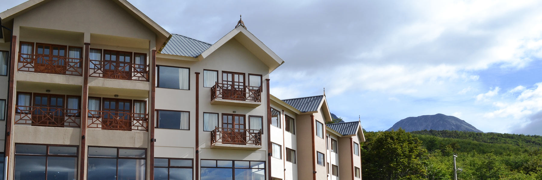 Altos Ushuaia Hotel & Restó  header